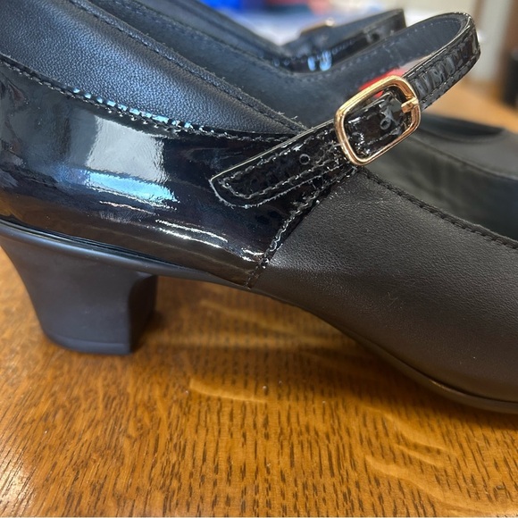 SAS Isabel Leather Patent Block Heels Mary Jane Pumps. Size 7N Comfort Support - Picture 11 of 14